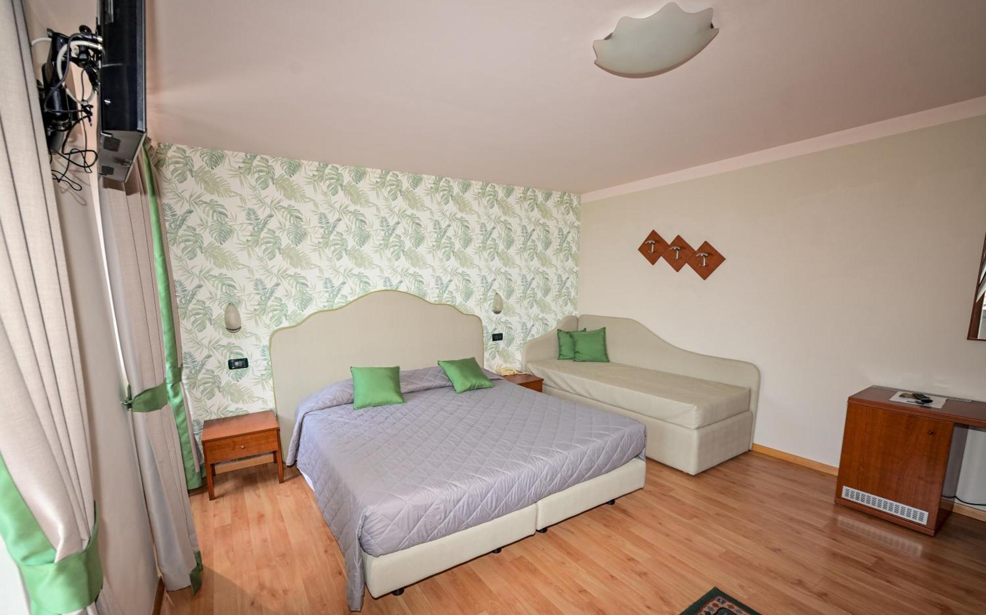 Hotel La Fenice E Sole Tremosine Екстер'єр фото